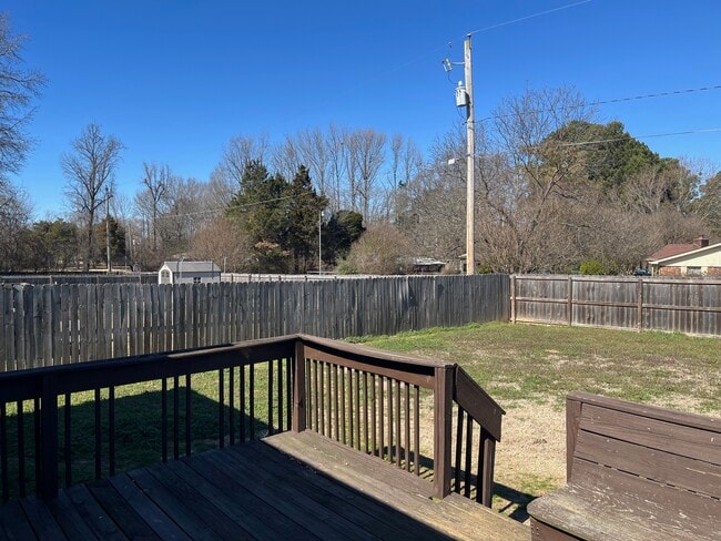 Building Photo - 14 Blueberry Ln