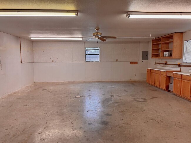 Building Photo - 4715 Coronado Ave