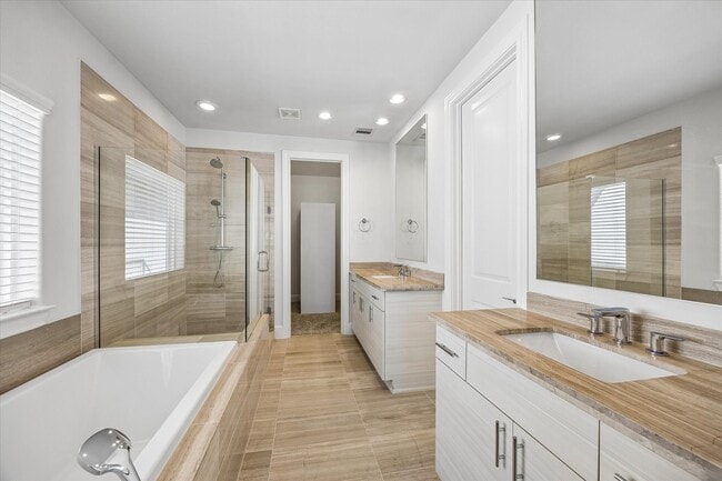 Building Photo - 9663 Kings Cross Station