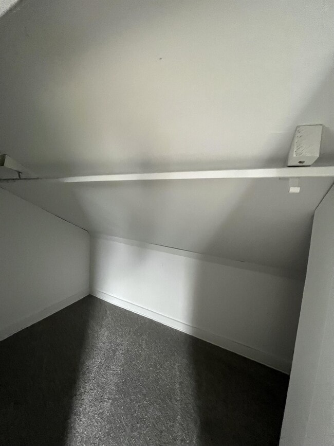 Building Photo - 2235 Middle St