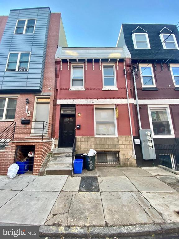 Building Photo - 2022 N Carlisle St