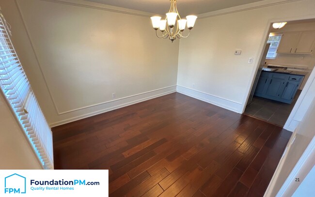 Building Photo - 8653 Chris Suzanne Cir