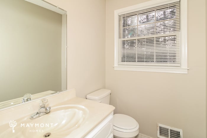 Building Photo - 301 Maid Stone Rd