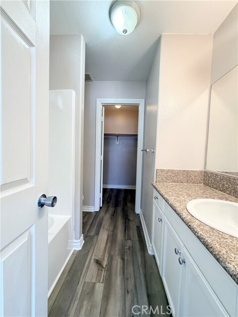 Building Photo - 215 N Spruce Ave