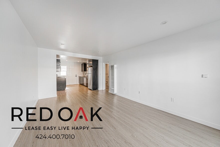 Building Photo - 3152 James M Wood Blvd