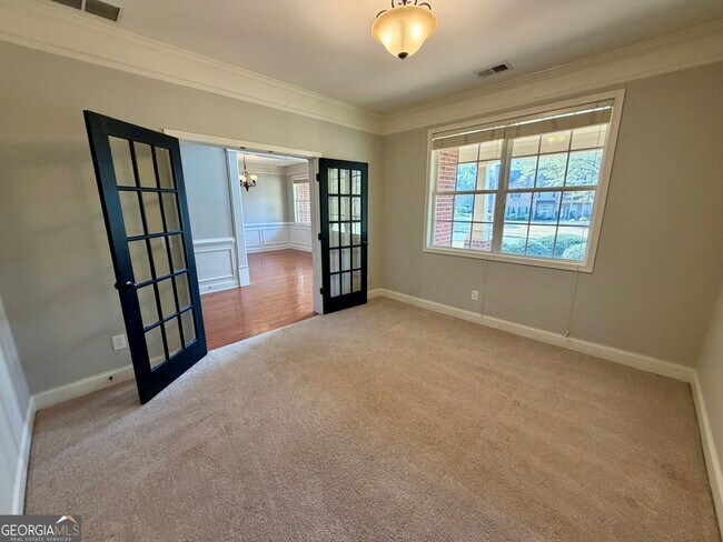 Building Photo - 301 Conway Ct