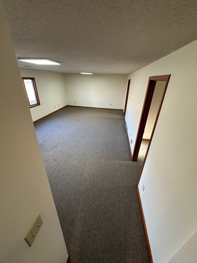 Building Photo - 809 2nd Ave NE