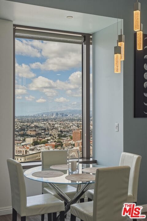 Building Photo - 1100 Wilshire Blvd