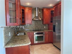 Building Photo - 8435 Crespi Blvd