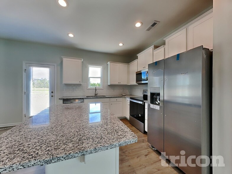 Building Photo - 192 Olde Pl