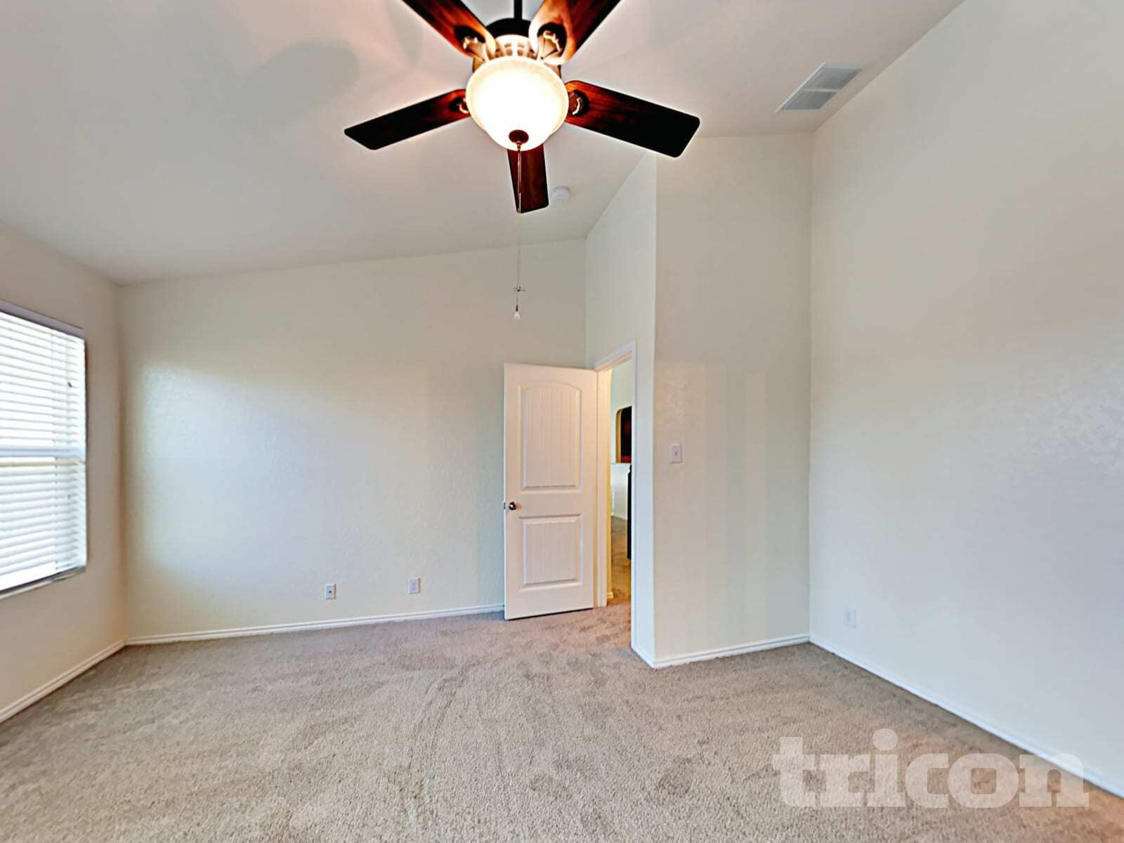 Building Photo - 2102 York Bend