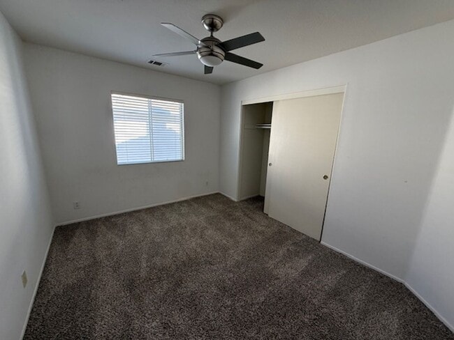 Building Photo - Welcome to Wagon Wheel – 4 Bed + Office | ...