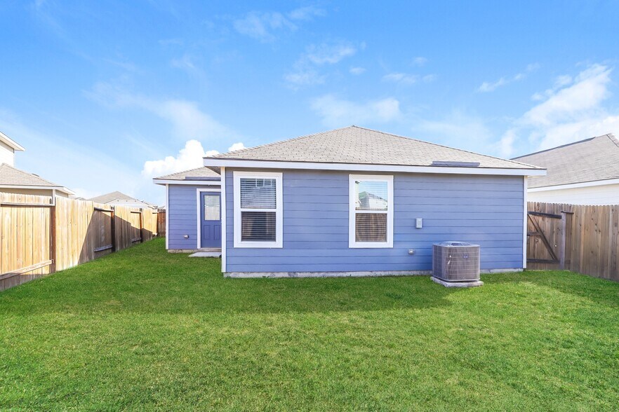 Building Photo - 7233 Jebson Pass