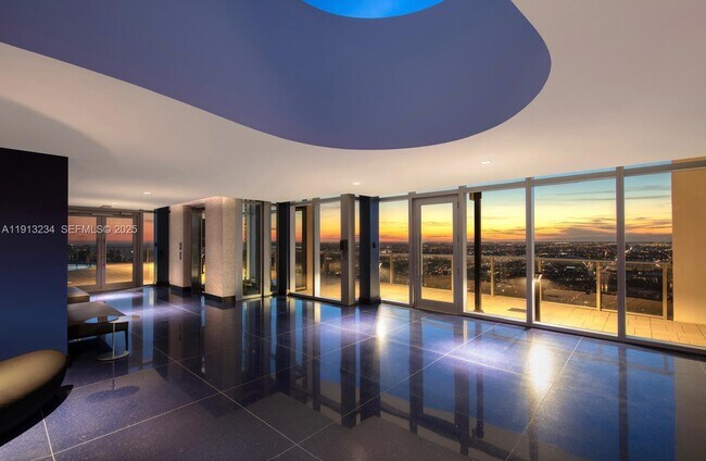 Building Photo - 851 NE 1st Ave