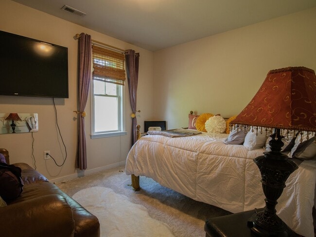 Building Photo - Stunning Shaker-Style 4-Bedroom Home in Chesterfield | Granite & Hardwoods!