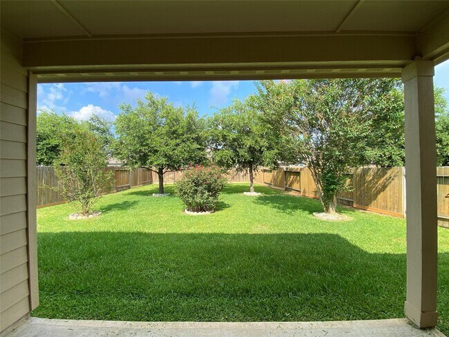 Building Photo - 7639 Daisy Port Ln