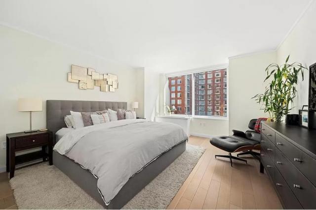 Building Photo - 2 bedroom in New York NY 10282