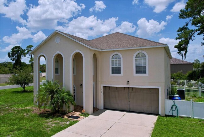 Building Photo - 5060 Spanish Oaks Blvd