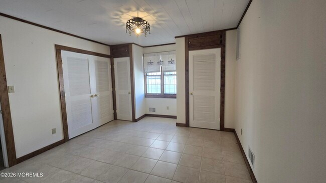 Building Photo - 207 Bay Blvd