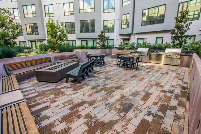 Building Photo - 1300 22nd St