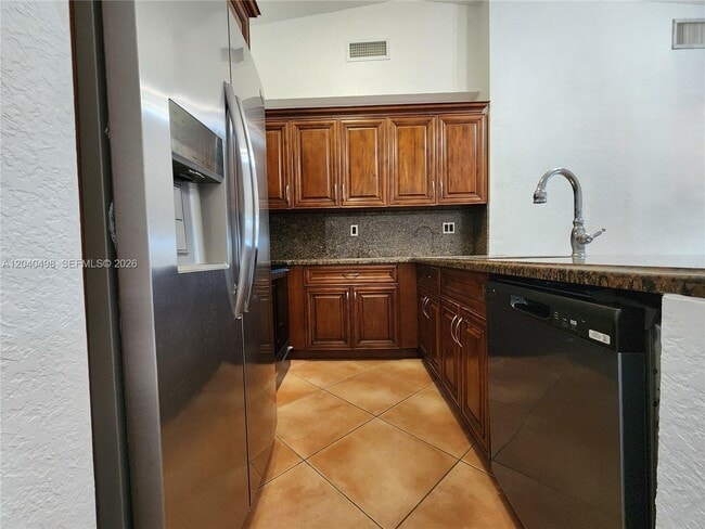 Building Photo - 13412 SW 17th Terrace Cir S