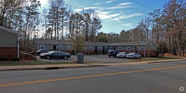 Primary Photo - Forest Arm Apartments