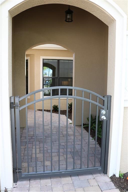 Building Photo - 8321 Venetian Pointe Dr