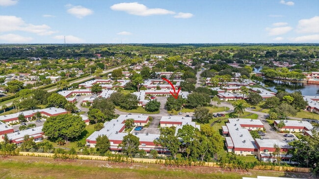 Building Photo - 846 Salem Ln