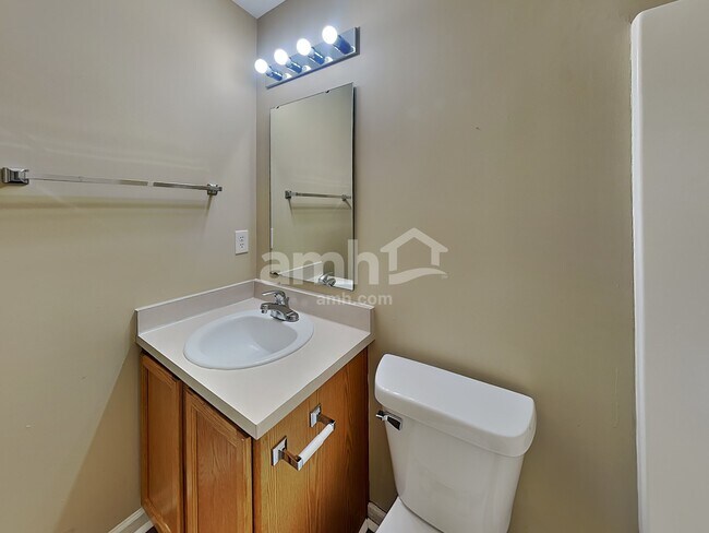 Building Photo - 5705 Valhalla Way