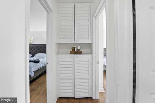 Building Photo - 6906 Berkshire Dr