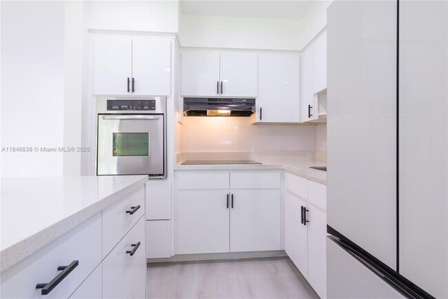 Building Photo - 10501 SW 54th St