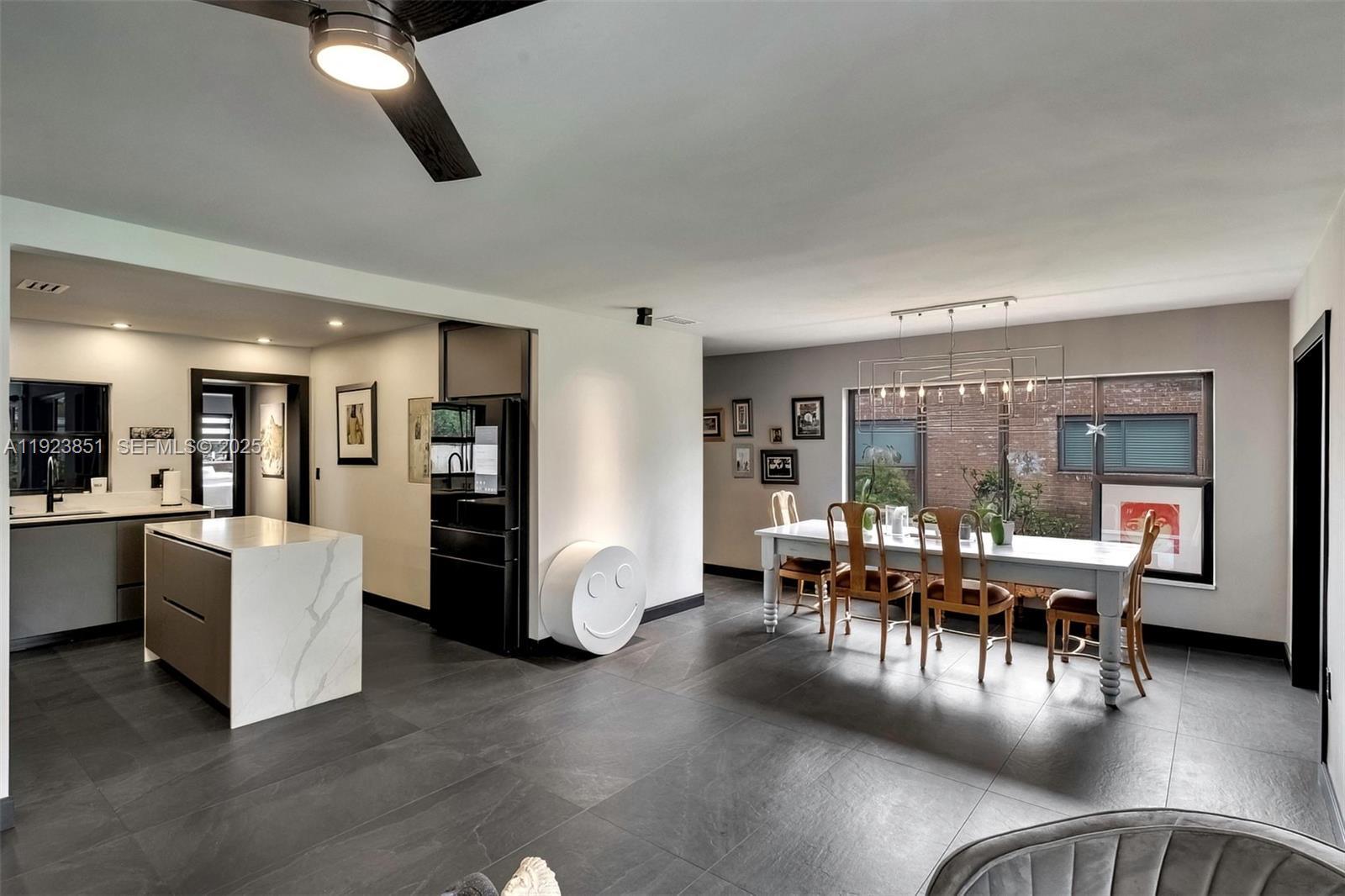 Building Photo - 530 NW 39th St