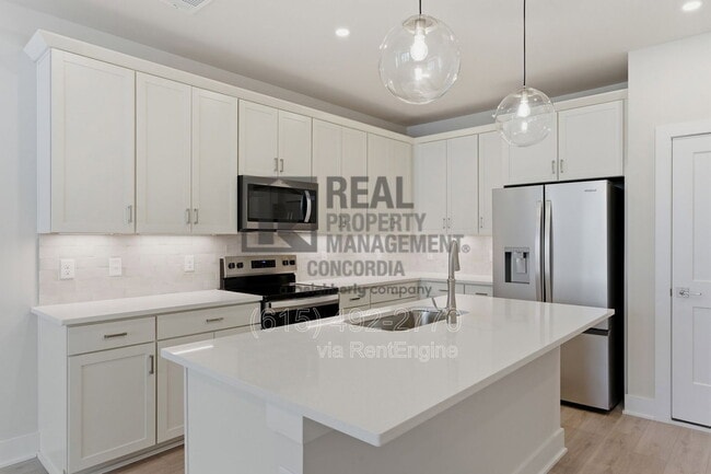 Building Photo - 110 Zola Aly