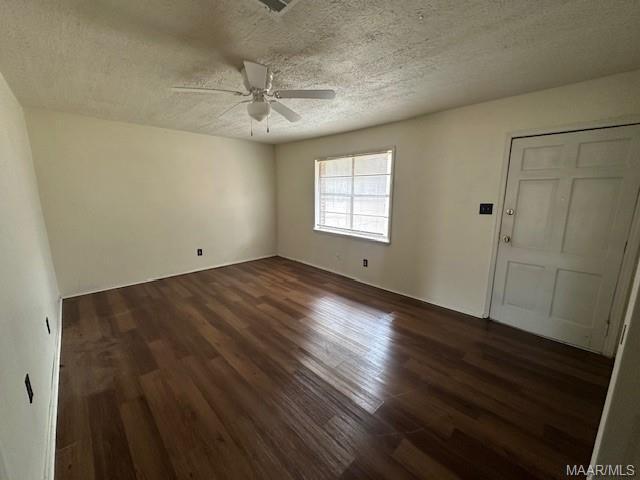 Building Photo - 416 St James Church Loop