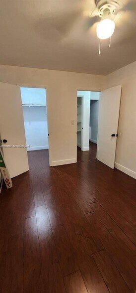 Building Photo - 371 NE 57th Ct