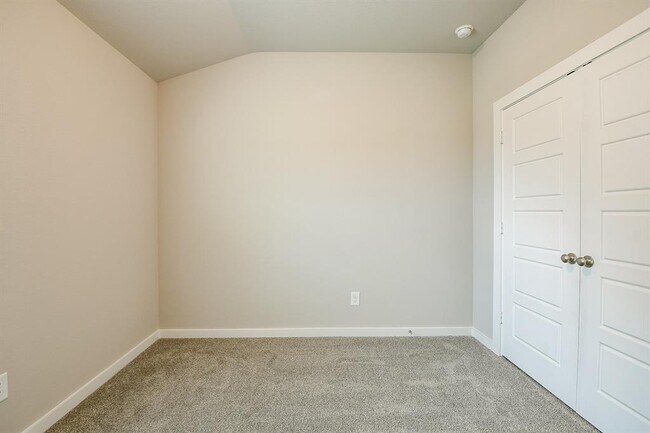 Building Photo - 18743 Etta Pnes Cir