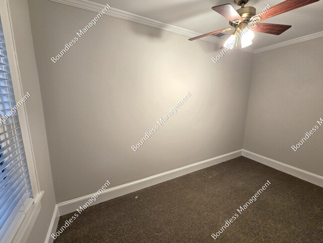 Building Photo - 2520 Constance St