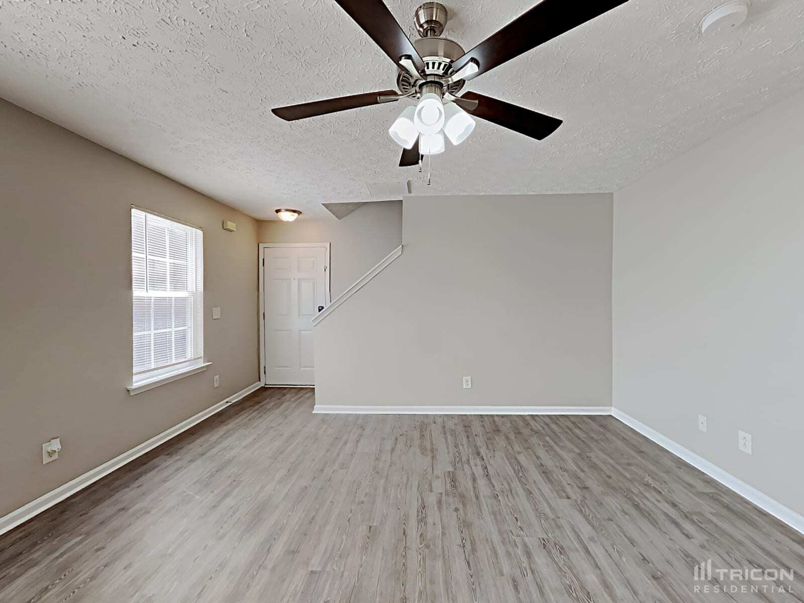 Building Photo - 220 Osmanthus Way