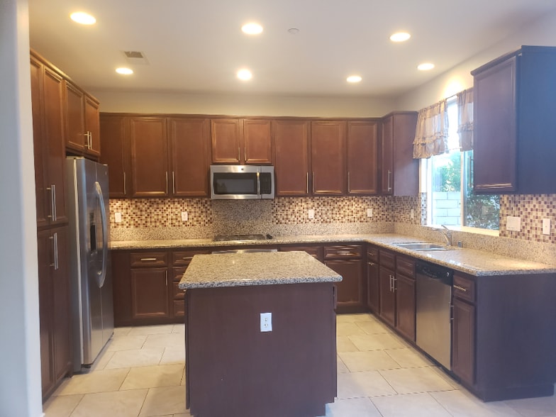 Building Photo - 4705 Dartmoor Ct