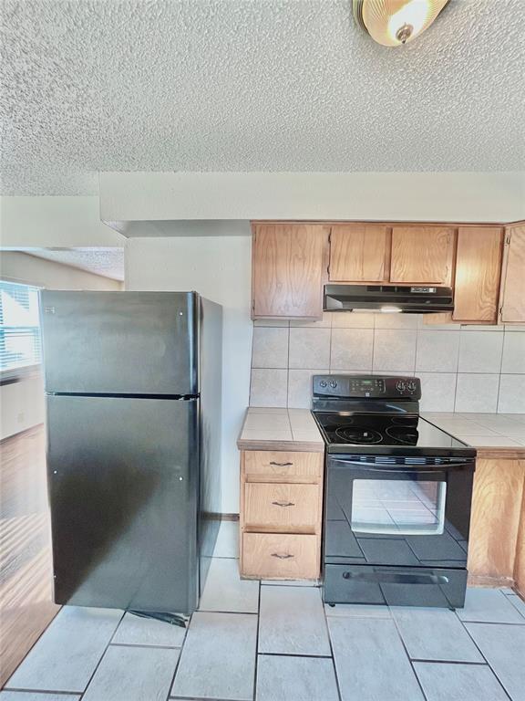 Building Photo - 309 Falcon Ct