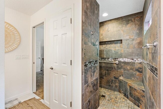 Building Photo - 2160 Biller Cir