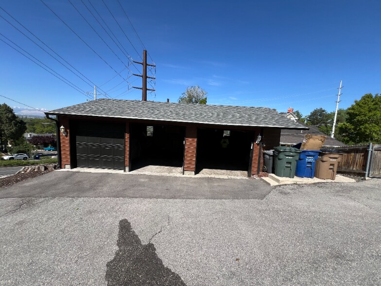 Building Photo - 1107 E 800 S