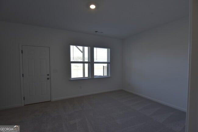 Building Photo - 2839 Rosehall Way