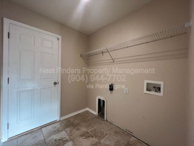 Building Photo - 395 Candlebark Dr