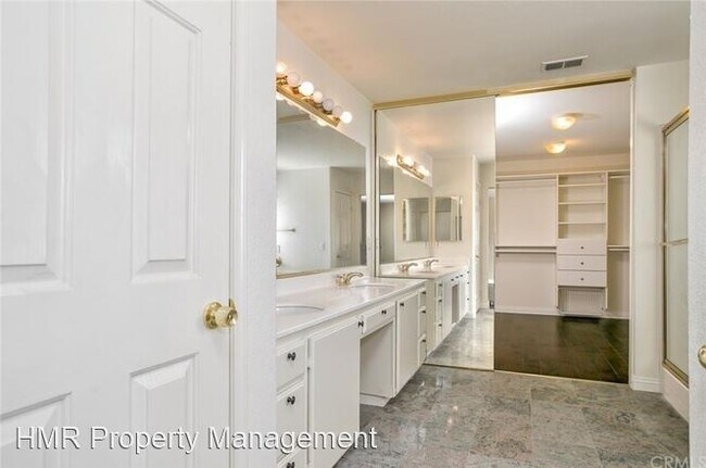 Building Photo - 5 br, 3 bath House - 11713 Parliament Drive