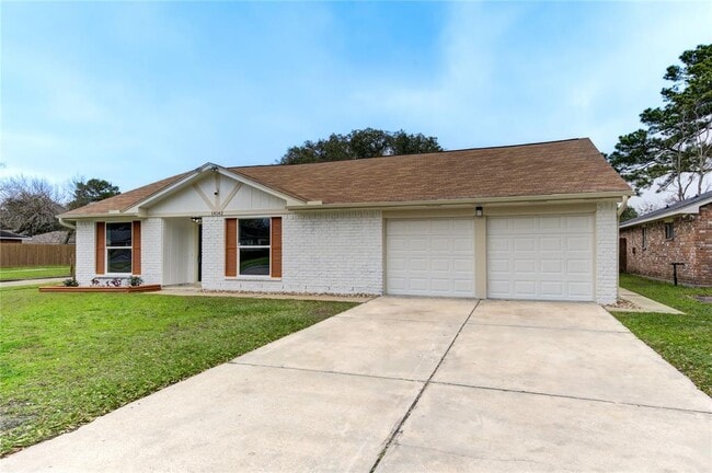 Building Photo - 14142 Rosetta Dr