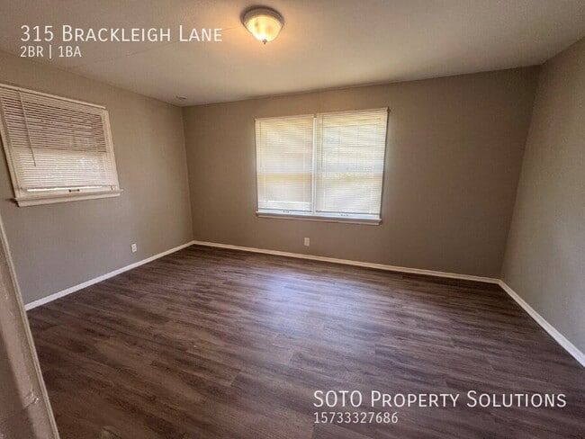Building Photo - 315 Brackleigh Ln
