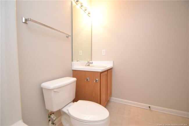 Building Photo - 1914 Sterling Hill Dr