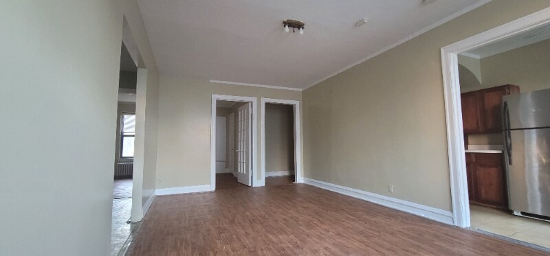 Building Photo - 156 N Central Ave
