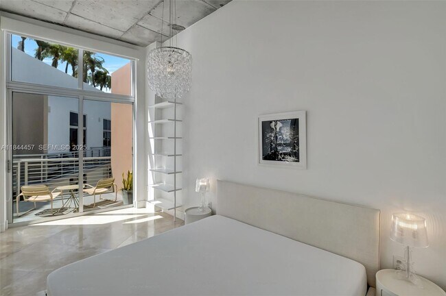 Building Photo - 2001 Meridian Ave